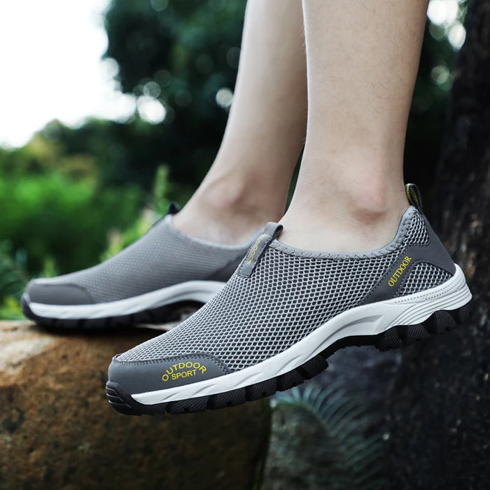 Men Light Outdoor Sneakers