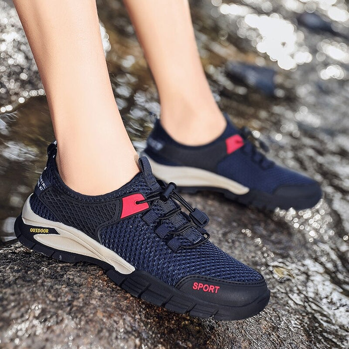 Outdoor Flat Walking Shoe