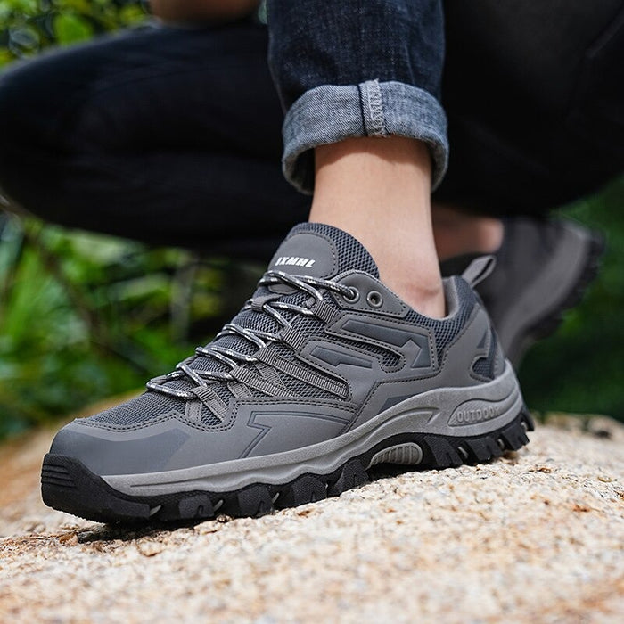 Outdoors Mesh Breathable Sneakers